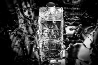 Flasche im Regen.jpg